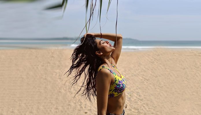 Telugu Girl Hottest Photoshoot... Telugu Girl Hottest Photoshoot...