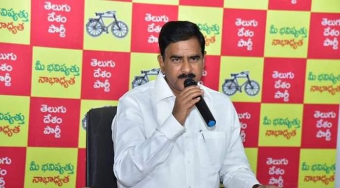 సెప్టిక్ ట్యాంకులను కూడా వదలకండి.. దేవినేని ఉమా ఫైర్….