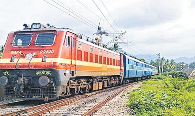 నేటి నుంచే రైల్వే బుకింగ్స్